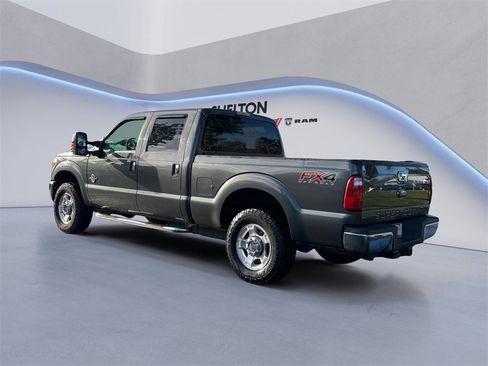 Used 2015 Ford F250 XLT w/ XLT Interior Package image 3