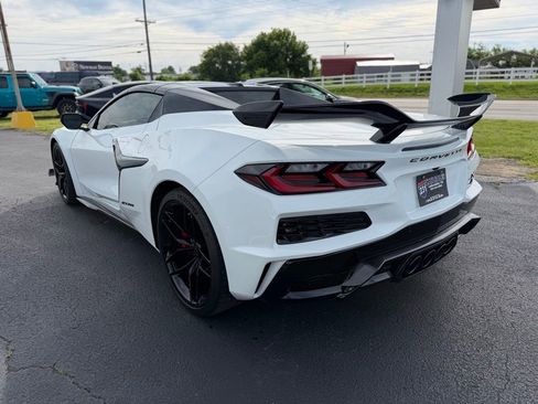Used 2026 Chevrolet Corvette Z06 RWD image 5