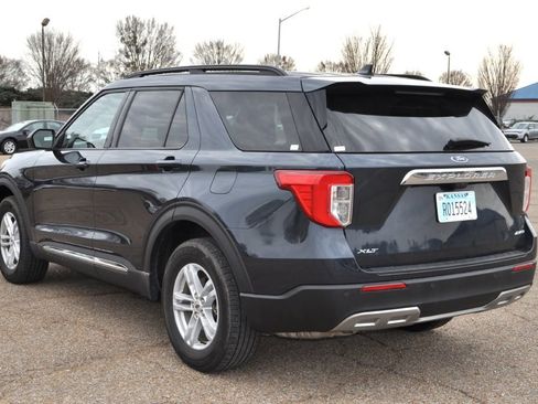 Used 2024 Ford Explorer XLT w/ Equipment Group 202A image 5