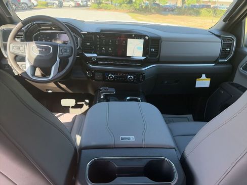 New 2026 GMC Sierra 1500 SLT w/ SLT Premium Package AWD/4WD image 28