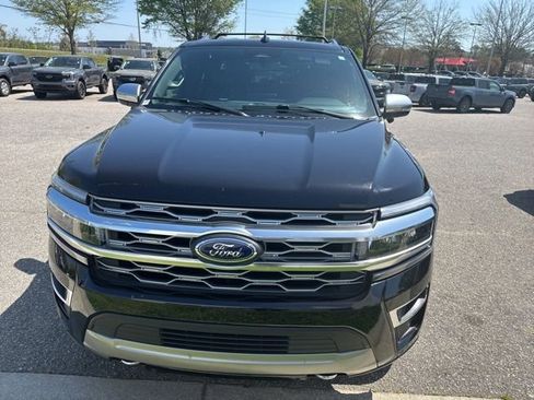 Used 2022 Ford Expedition Max Platinum image 6