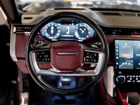 Used 2023 Land Rover Range Rover Autobiography image 11