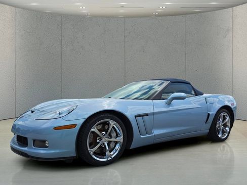Used 2012 Chevrolet Corvette Grand Sport w/ 3LT Preferred Equipment Group RWD image 8