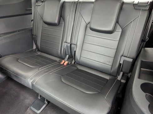 Used 2021 Volkswagen Atlas SEL Premium image 24