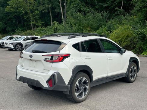 Used 2024 Subaru Crosstrek 2.5i Limited AWD/4WD image 5