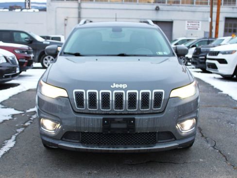 Used 2020 Jeep Cherokee Limited image 9