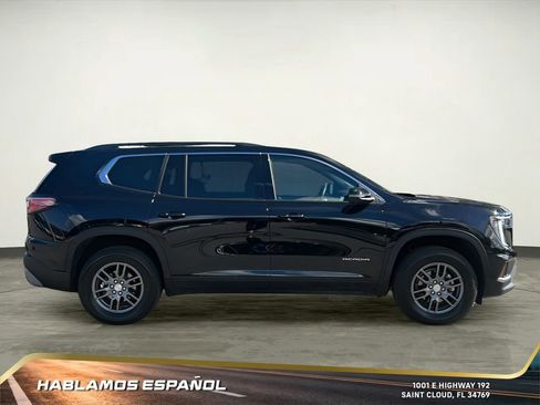 Used 2025 GMC Acadia Elevation image 7