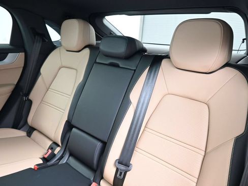 Certified 2026 Porsche Cayenne S AWD/4WD image 6