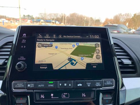 Used 2018 Honda Odyssey Elite image 24