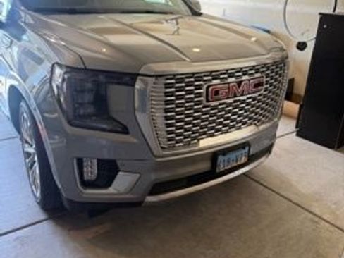 Used 2024 GMC Yukon Denali w/ Denali Reserve Package AWD/4WD image 1