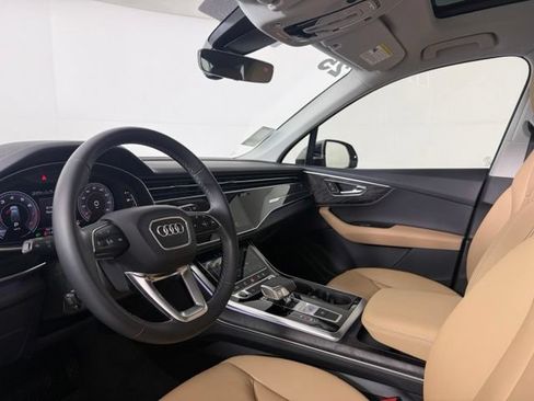 Used 2025 Audi Q7 2.0T Premium AWD/4WD image 4