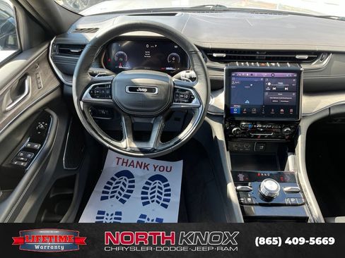 Used 2024 Jeep Grand Cherokee L Overland w/ Advanced Protech Group III AWD/4WD image 14