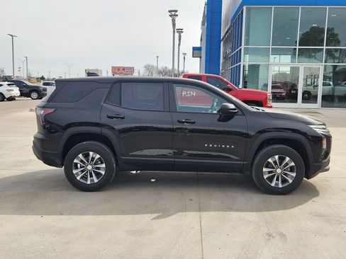 New 2026 Chevrolet Equinox LT w/ Convenience Package II image 7