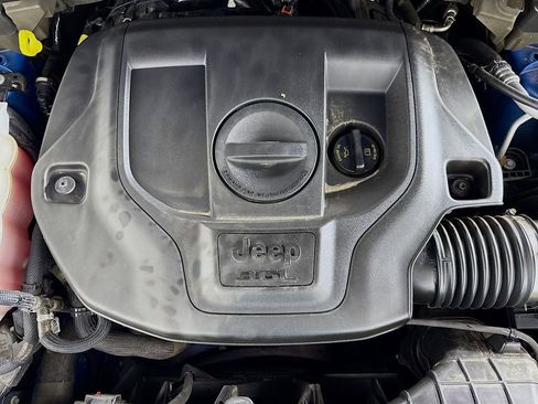 Used 2024 Jeep Grand Cherokee Summit image 32