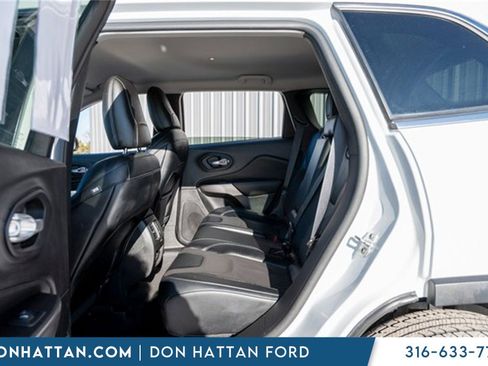 Used 2022 Jeep Cherokee Latitude Lux image 22