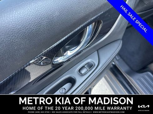 Used 2018 Nissan Rogue SL w/ Premium Package AWD/4WD image 25