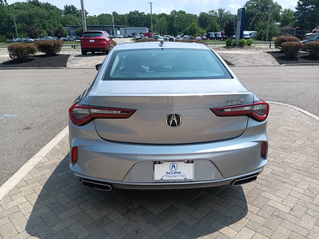 Used 2023 Acura TLX FWD image 5