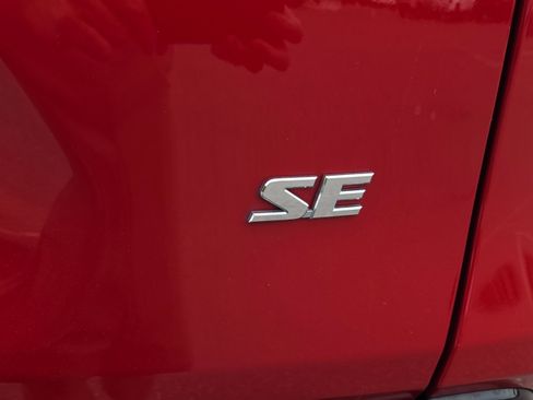 Certified 2022 Toyota RAV4 SE w/ Weather & Moonroof Package AWD/4WD image 33
