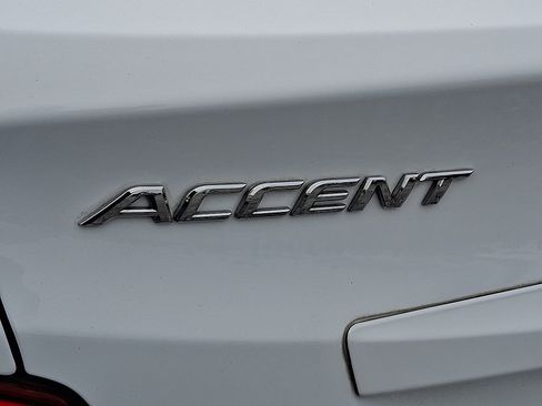 Used 2017 Hyundai Accent SE image 29