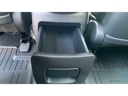 Used 2026 Hyundai Palisade SEL image 18