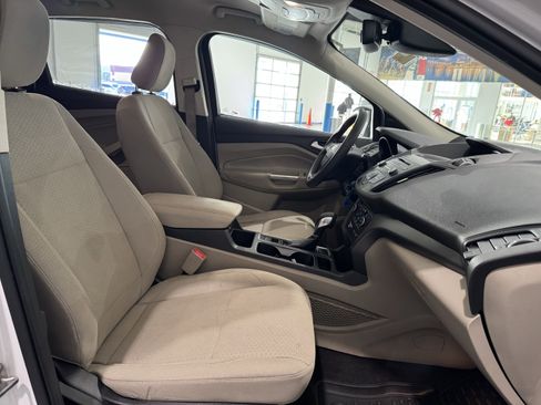 Used 2018 Ford Escape SE w/ Ford Safe & Smart Package image 35