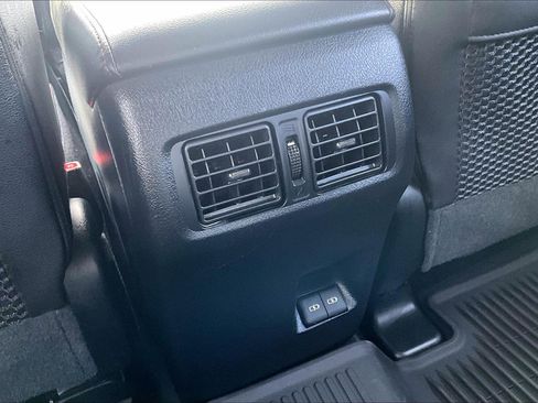 Used 2024 Toyota 4Runner TRD Off-Road Premium image 33