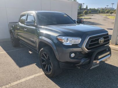 Used 2022 Toyota Tacoma SR5 w/ Technology Package