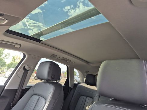 Used 2023 Audi Q5 2.0T Premium Plus image 11