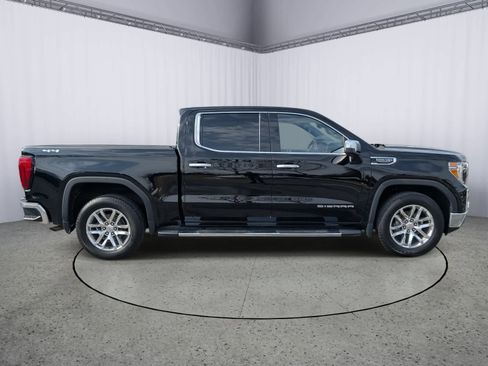 Used 2021 GMC Sierra 1500 SLT w/ SLT Premium Package image 2