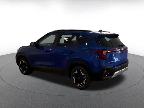 Used 2025 Kia Seltos S FWD image 8