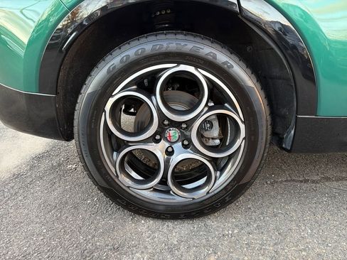 Used 2024 Alfa Romeo Tonale Ti image 31