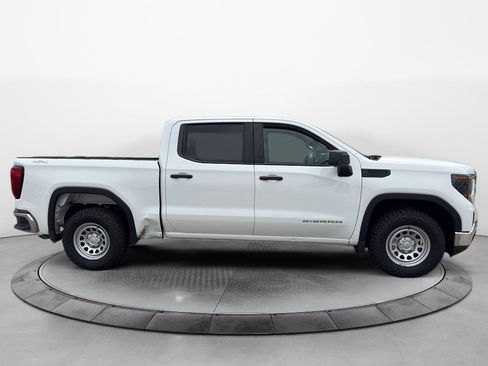 Used 2023 GMC Sierra 1500 Pro w/ Pro Value Package AWD/4WD image 4