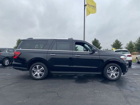 Used 2024 Ford Expedition Max Limited image 3
