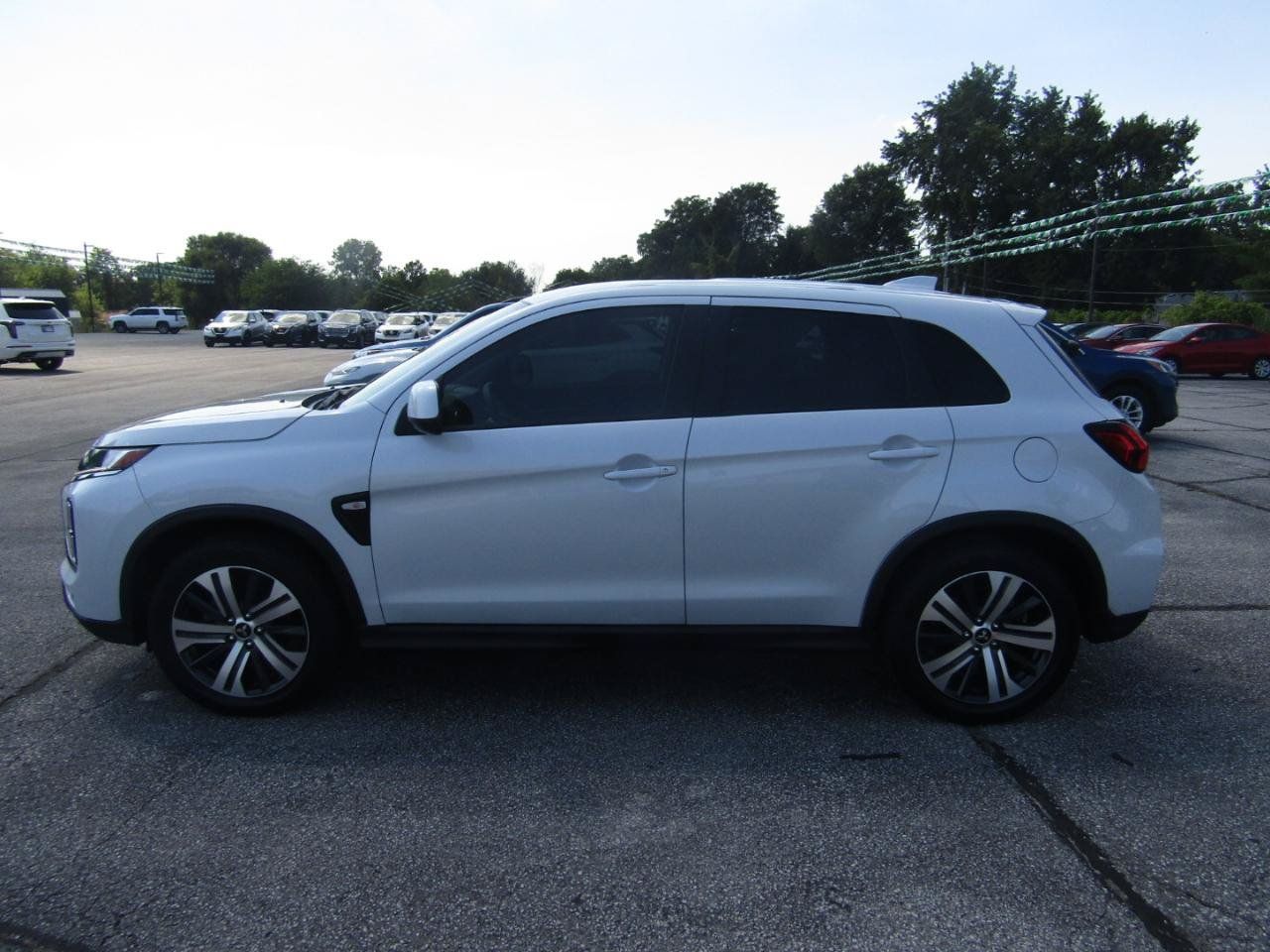 Used 2023 Mitsubishi Outlander Sport AWD image 4