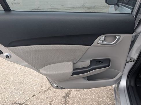 Used 2013 Honda Civic EX image 17