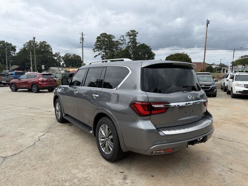 Used 2020 INFINITI QX80 Luxe w/ Proassist Package RWD image 3