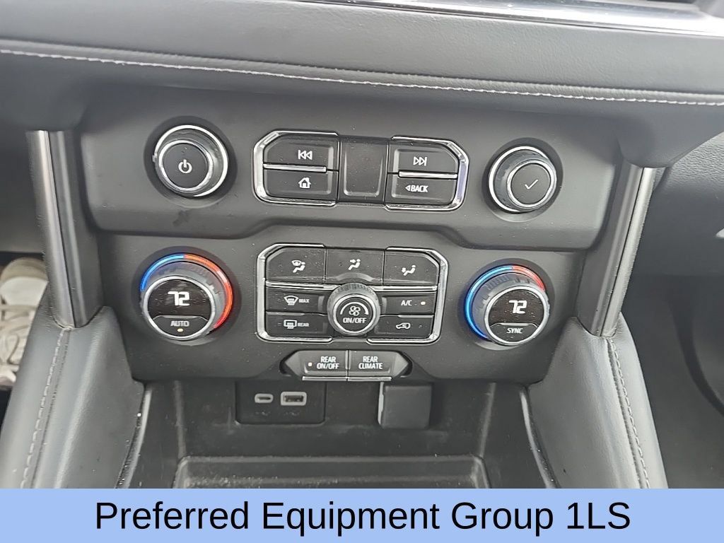 Used 2024 Chevrolet Suburban LS AWD/4WD image 24