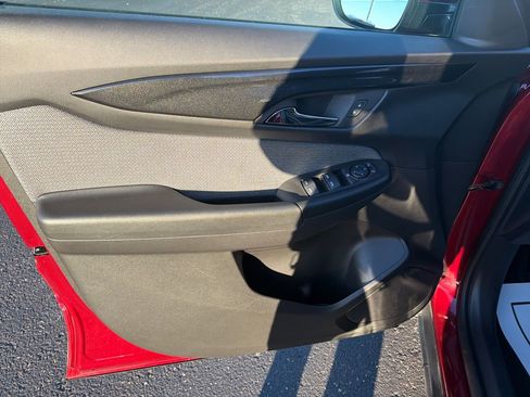 Used 2025 Chevrolet TrailBlazer LT image 10