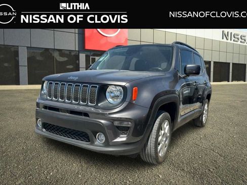 Used 2020 Jeep Renegade Latitude w/ UConnect 8.4 Nav Group AWD/4WD image 1