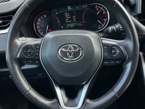 Used 2023 Toyota RAV4 XLE Premium FWD image 13