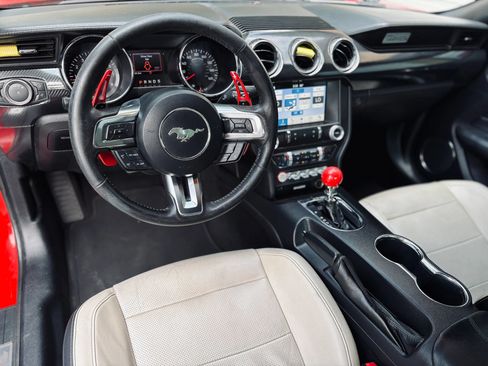 Used 2017 Ford Mustang GT Premium RWD image 5