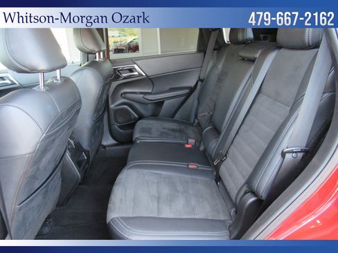 Used 2024 Mitsubishi Outlander SE FWD image 21