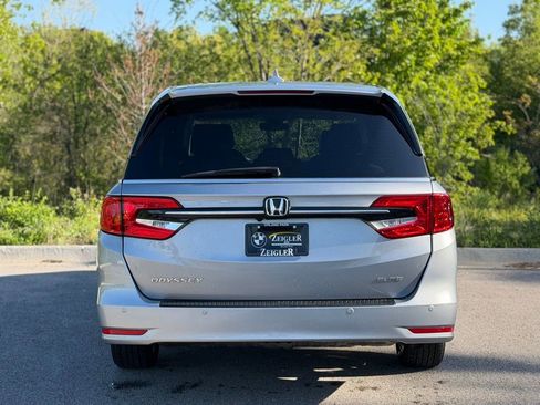 Used 2023 Honda Odyssey Elite image 5