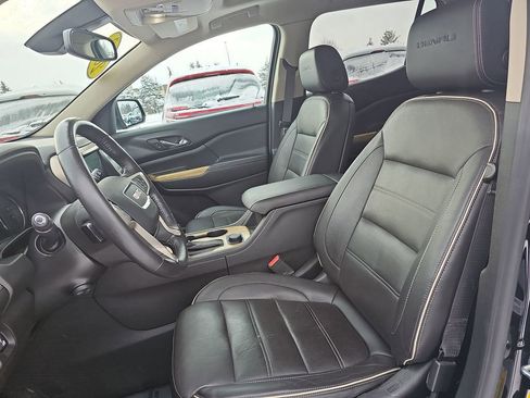 Used 2018 GMC Acadia Denali w/ Technology Package AWD/4WD image 15