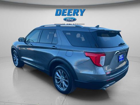 Used 2021 Ford Explorer Limited w/ Equipment Group 301A image 3