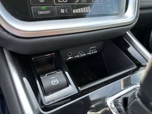 Certified 2023 Subaru Outback Limited AWD/4WD image 21
