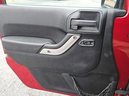 Used 2011 Jeep Wrangler Unlimited Sahara w/ Dual Top Group image 15