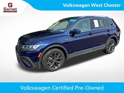 Certified 2023 Volkswagen Tiguan SE FWD image 1