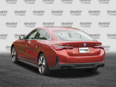 Used 2023 BMW i4 eDrive40 RWD image 7