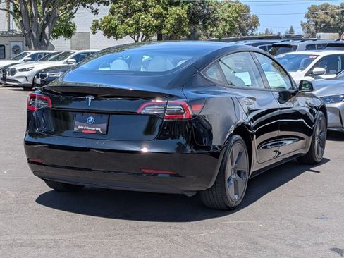 Used 2023 Tesla Model 3 Standard Range RWD image 5